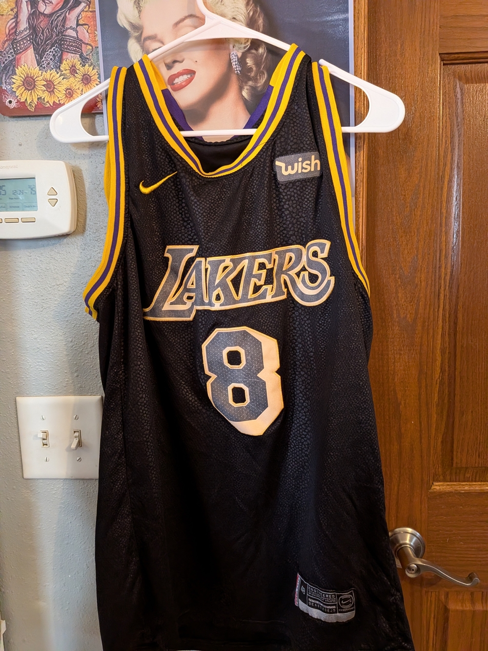 Vintage Nike  Kobe Bryant Los Angeles Lakers #8 Black & Gold Jersey Size L Or 48